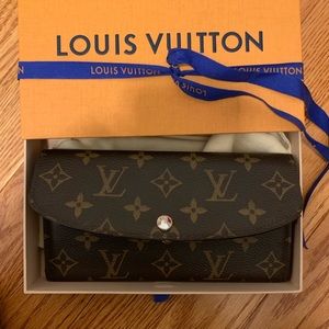 Louis Vuitton Emilie Wallet